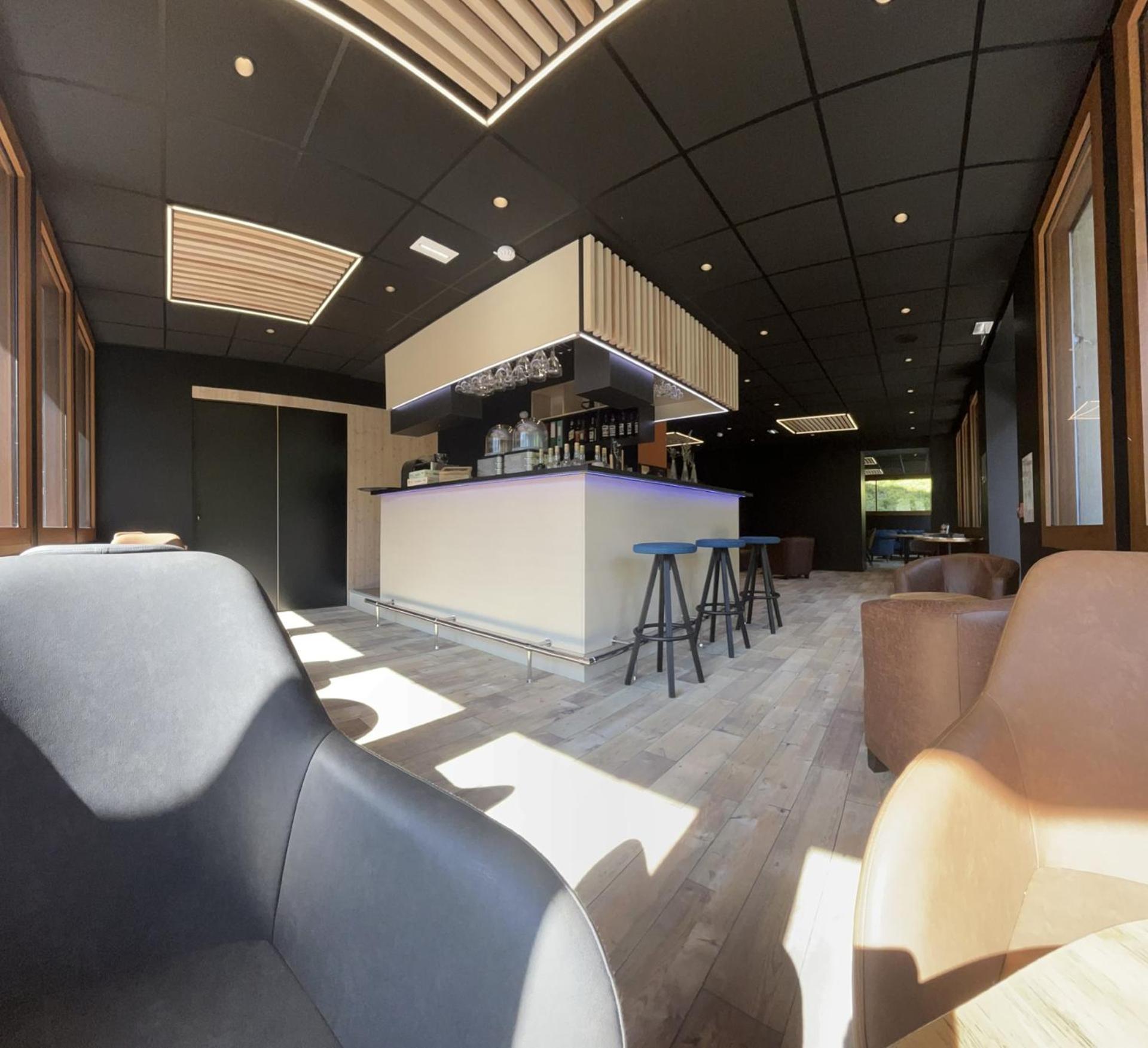 לה מן-דור Hotel Du Puy Ferrand , Restaurant La Table De L'Ours מראה חיצוני תמונה