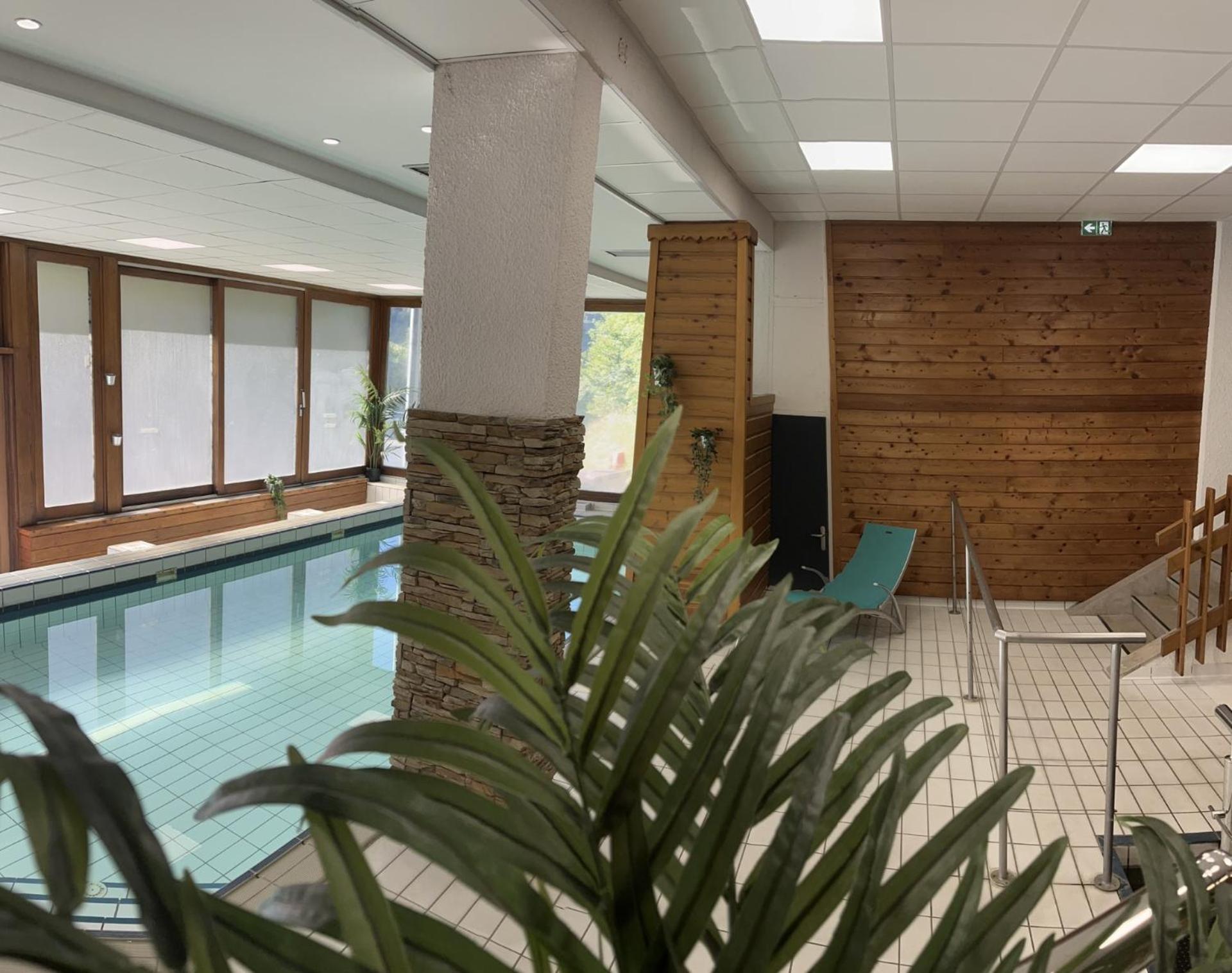 לה מן-דור Hotel Du Puy Ferrand , Restaurant La Table De L'Ours מראה חיצוני תמונה