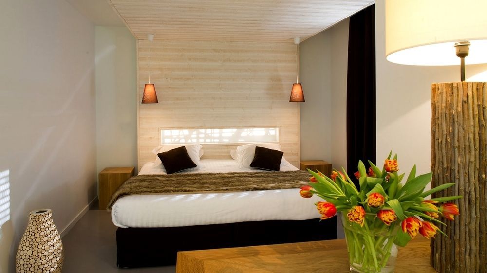 לה מן-דור Hotel Du Puy Ferrand , Restaurant La Table De L'Ours מראה חיצוני תמונה