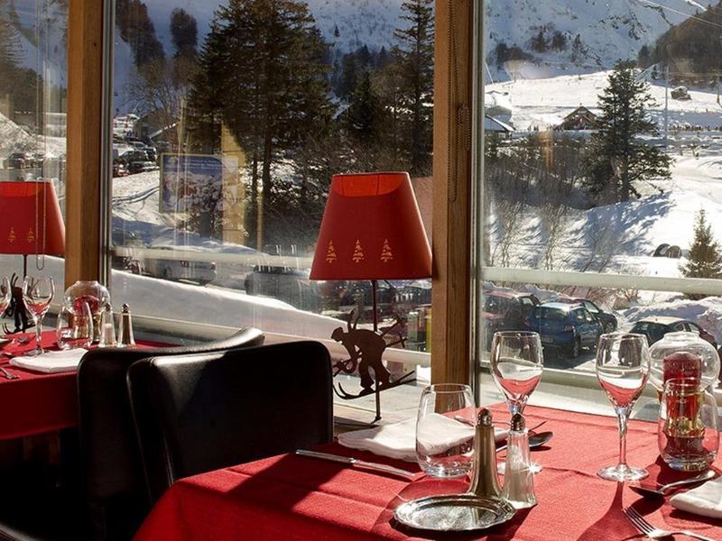 לה מן-דור Hotel Du Puy Ferrand , Restaurant La Table De L'Ours מראה חיצוני תמונה
