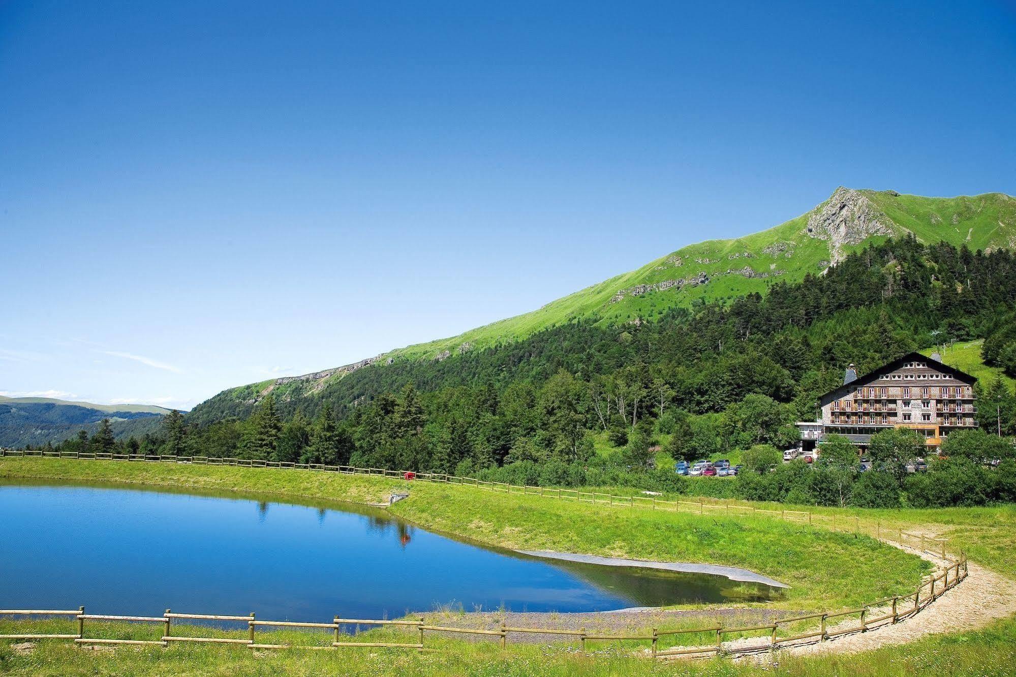 לה מן-דור Hotel Du Puy Ferrand , Restaurant La Table De L'Ours מראה חיצוני תמונה